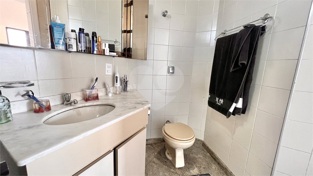 Apartamento à venda com 4 quartos, sendo 1 suíte, em Vila Mariana, São Paulo, SP