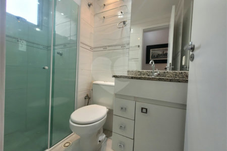 Apartamento para alugar com 2 quartos em Vila Anastácio, São Paulo, SP