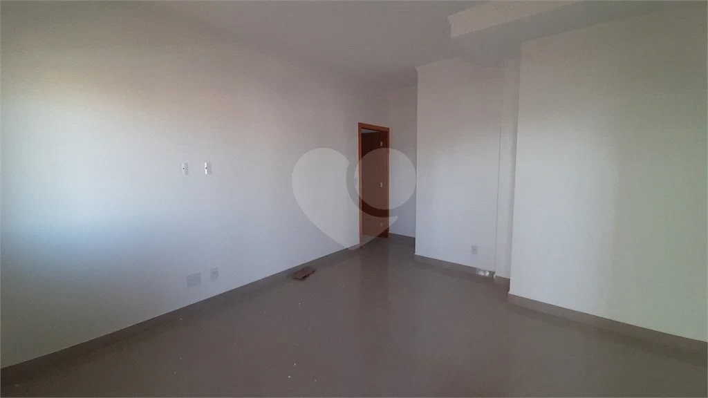 Casa à venda com 2 quartos no condomínio Residencial Luta, São Paulo - SP