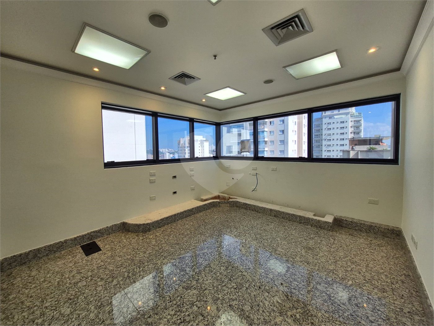 Sala à venda em Vila Progredior, São Paulo, SP
