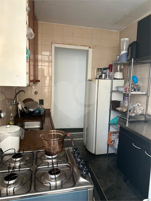 Apartamento à venda com 3 quartos em Vila Suzana, São Paulo, SP