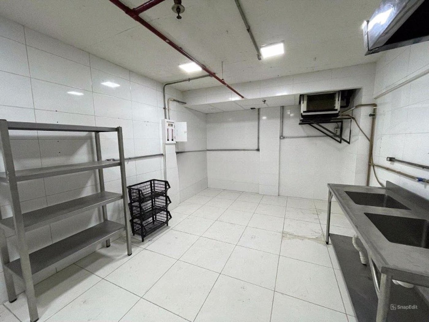Loja Comercial para venda e locação, Gonzaga, Santos - LO0051.
