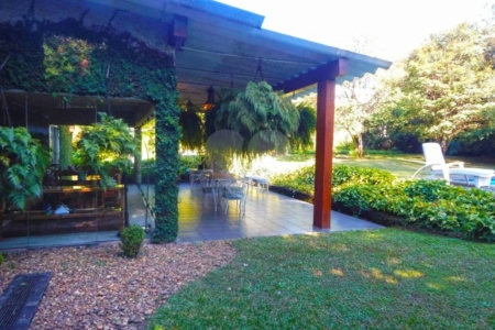 Casa Térrea à venda com 3 quartos, sendo 1 suíte,  em Chácara Monte Alegre, São Paulo, SP