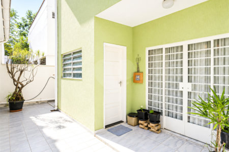 Casa à venda com 3 quartos, sendo 1 suíte, em Granja Julieta, São Paulo, SP