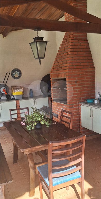 Casa à venda com 3 quartos, sendo 1 suíte, em Alpes D'ouro, Bom Jesus dos Perdões, SP