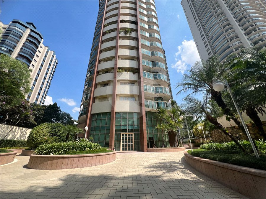 Apartamento à venda com 4 quartos, sendo 2 suítes, em Jardim Anália Franco, São Paulo, SP