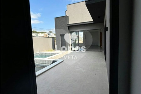 Casa à venda com 3 quartos, sendo 1 suíte,  no condomínio Terras do Vale, Caçapava - SP