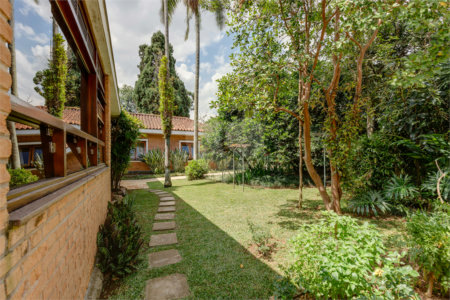 Casa Térrea à venda com 4 quartos, sendo 1 suíte, em Chácara Monte Alegre, São Paulo, SP