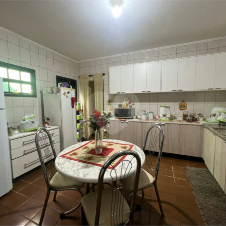 Casa à venda com 3 quartos, sendo 1 suíte,  em Mogi Moderno, Mogi das Cruzes, SP