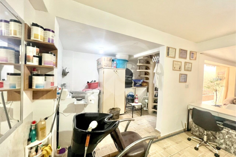 Casa Térrea à venda com 2 quartos, sendo 1 suíte,  em Tremembé, São Paulo, SP