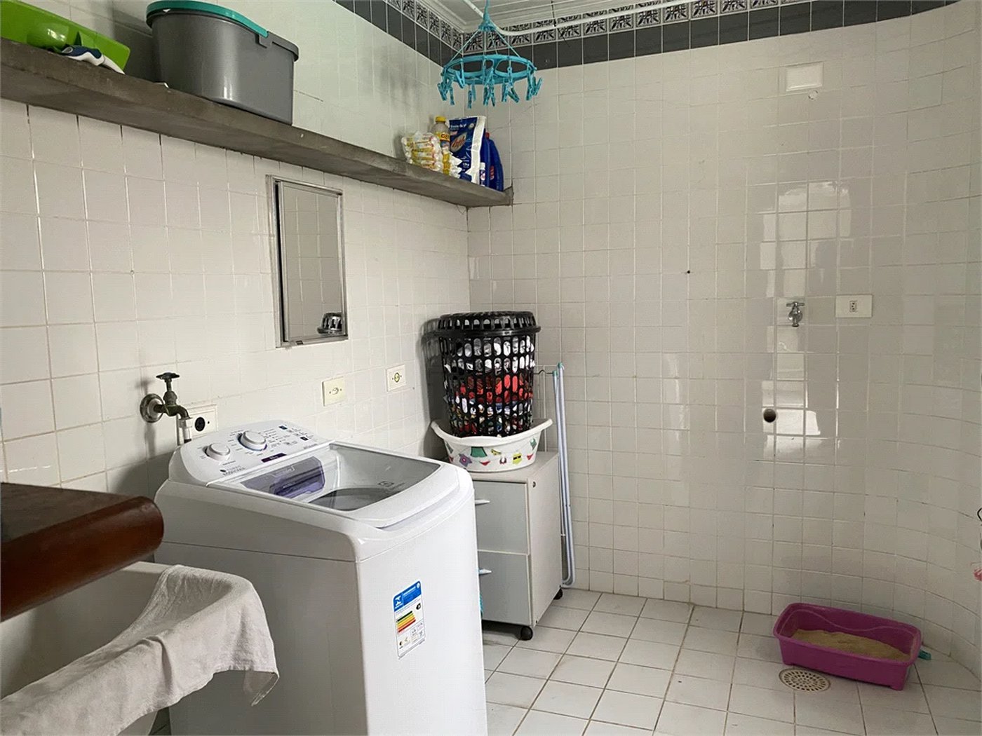 Casa à venda com 3 suítes em Jardim Leonor, São Paulo, SP