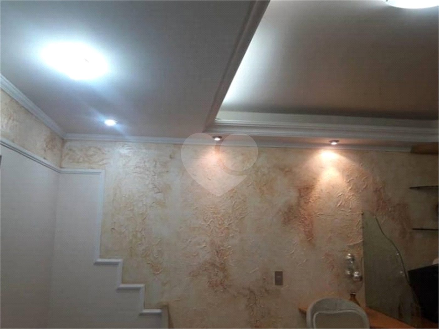 Sobrado à venda com 6 quartos, sendo 2 suítes, em Horto Florestal, São Paulo, SP