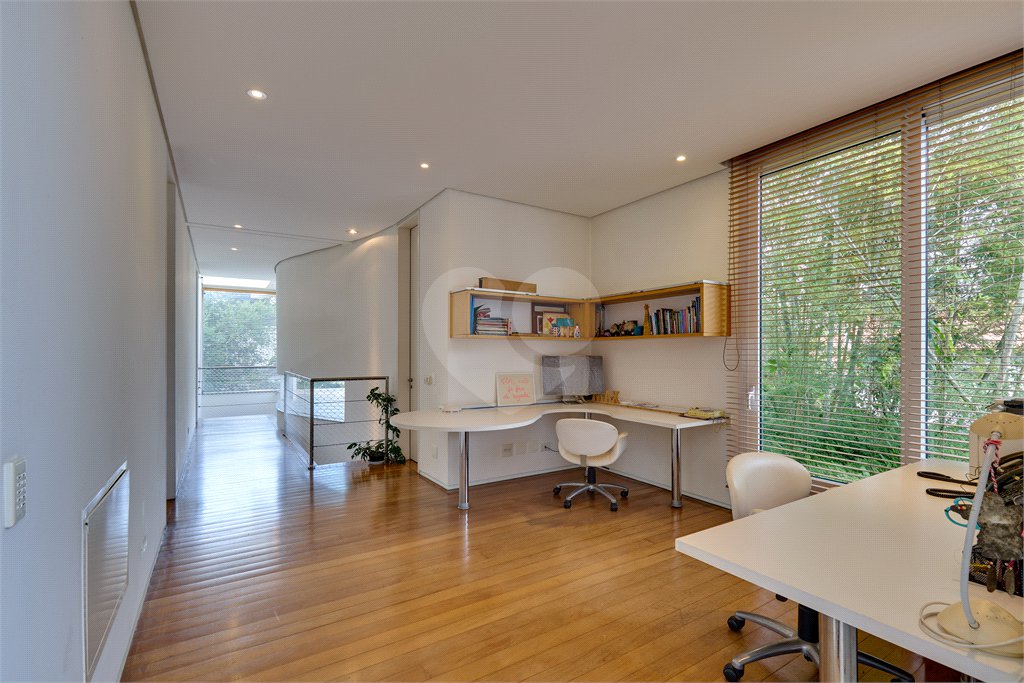 Casa à venda com 5 suítes em Alto da Boa Vista, São Paulo, SP