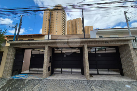Sobrado à venda com 2 suítes em Vila Polopoli, São Paulo, SP