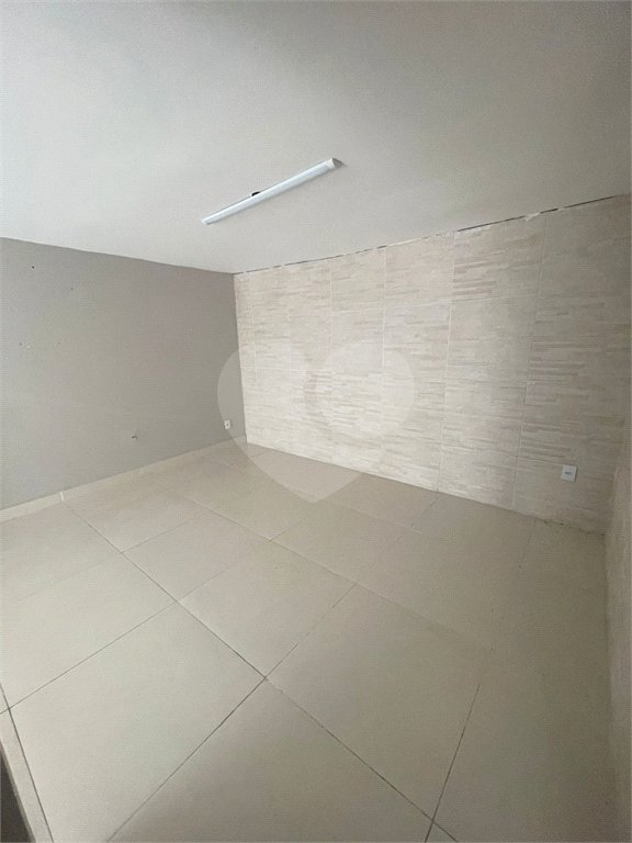 Sobrado à venda com 3 quartos, sendo 2 suítes,  em Vila Oliveira, Mogi das Cruzes, SP