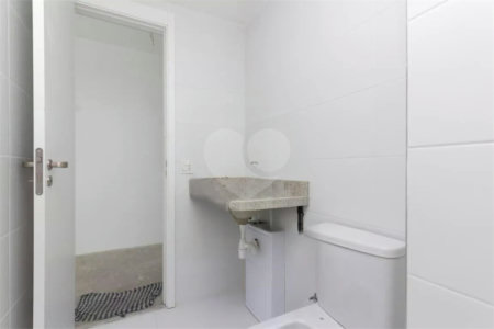 Apartamento à venda com 3 quartos, sendo 1 suíte, em Pinheiros, São Paulo, SP