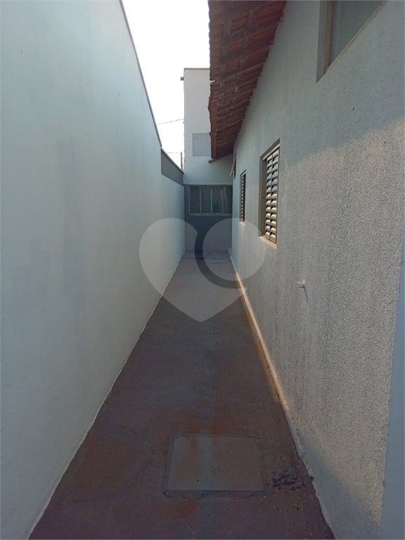 Casa à venda com 4 quartos, sendo 2 suítes, em Parque Gramado II, Araraquara, SP