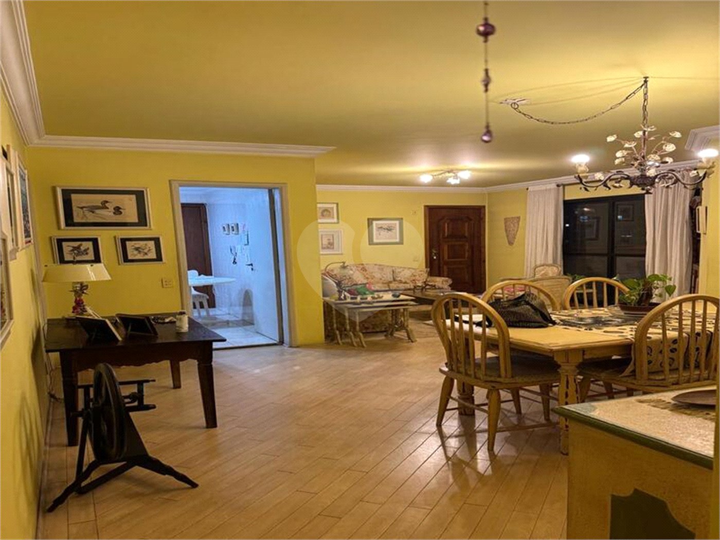 Apartamento à venda com 3 quartos, sendo 1 suíte,  em Jardim das Acácias, São Paulo, SP