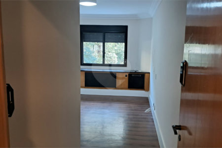 Apartamento para alugar com 4 suítes em Alto da Boa Vista, São Paulo, SP