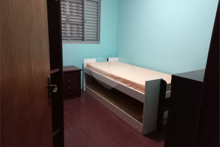 Sobrado à venda com 3 quartos, sendo 1 suíte,  em Vila Santo Estéfano, São Paulo, SP