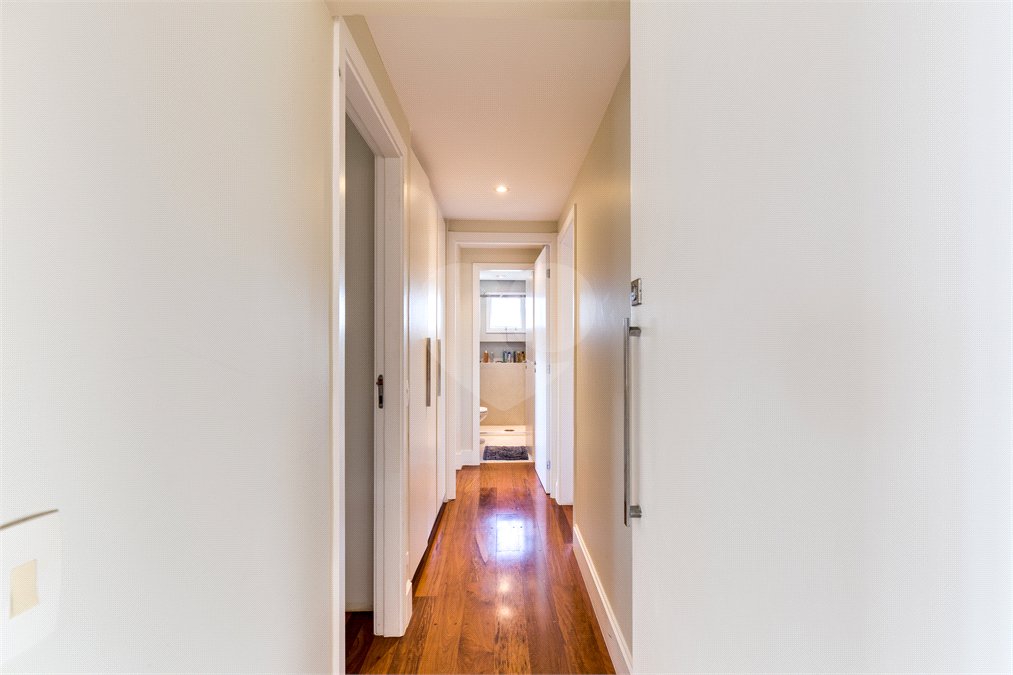 Apartamento à venda com 3 quartos, sendo 2 suítes,  em Jardim Marajoara, São Paulo, SP