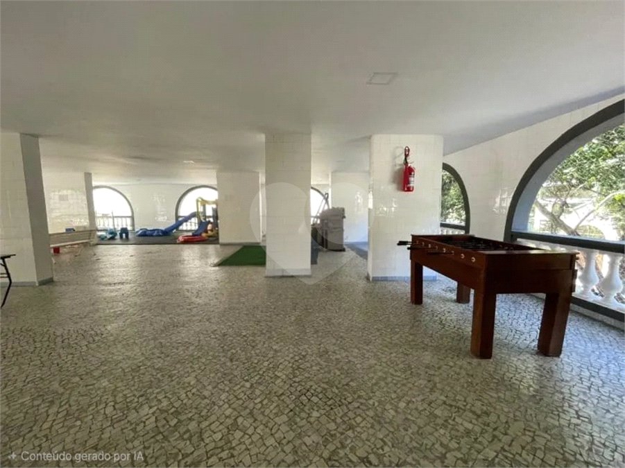 Apartamento à venda com 4 quartos, sendo 1 suíte, em Lagoa, Rio de Janeiro, RJ