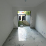 Casa à venda com 2 quartos, sendo 1 suíte,  em Campo Grande, Rio de Janeiro, RJ