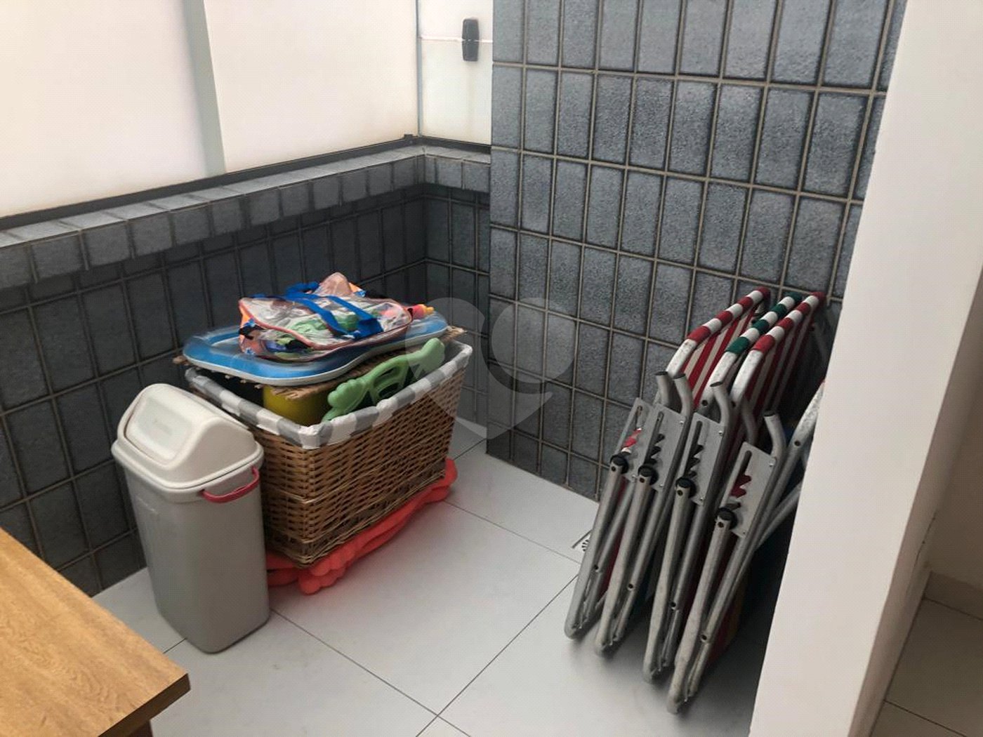 Duplex à venda com 5 quartos, sendo 4 suítes, em Aviação, Praia Grande, SP