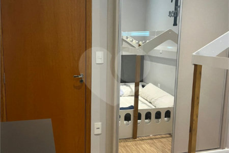 Casa à venda com 3 quartos, sendo 1 suíte, no condomínio Vilagio Vista Real, Paulínia - SP