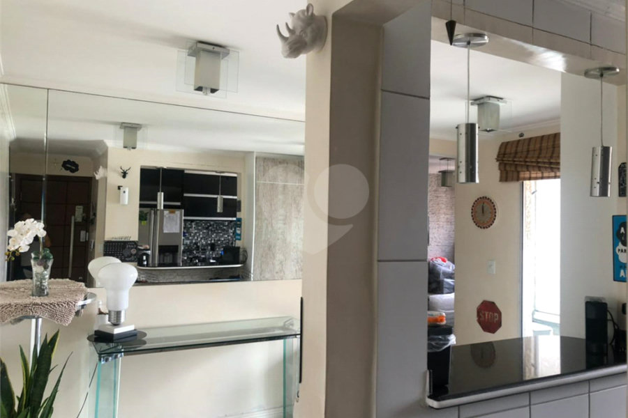 Apartamento à venda com 3 quartos, sendo 1 suíte,  em Parque Novo Mundo, São Paulo, SP