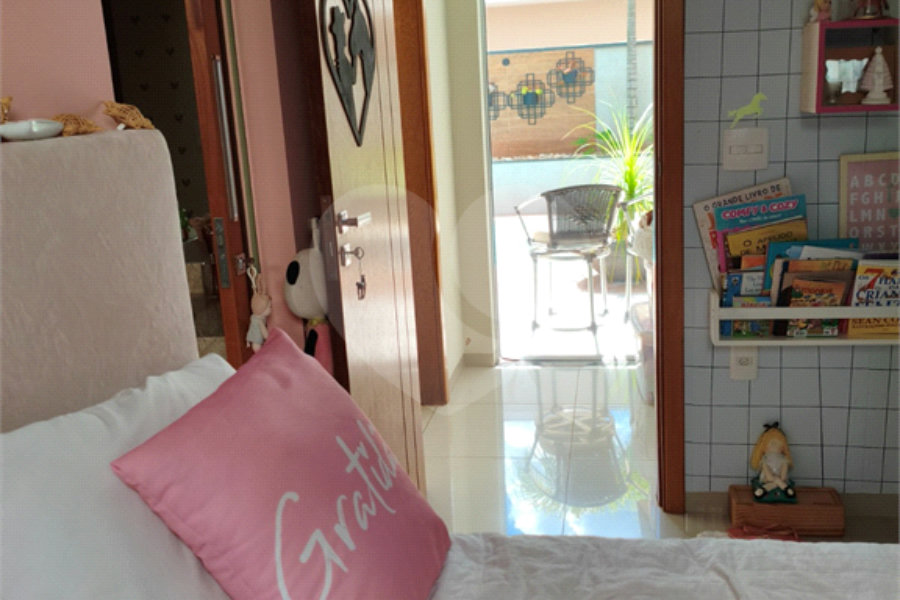 Casa à venda com 3 suítes em Carmo, Araraquara, SP