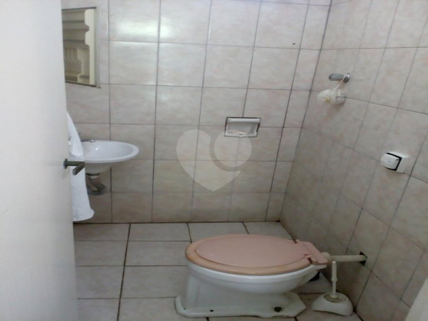 Casa à venda com 3 quartos, sendo 1 suíte,  em Butantã, São Paulo, SP