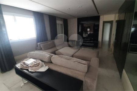 Apartamento à venda com 3 suítes em Santana, São Paulo, SP