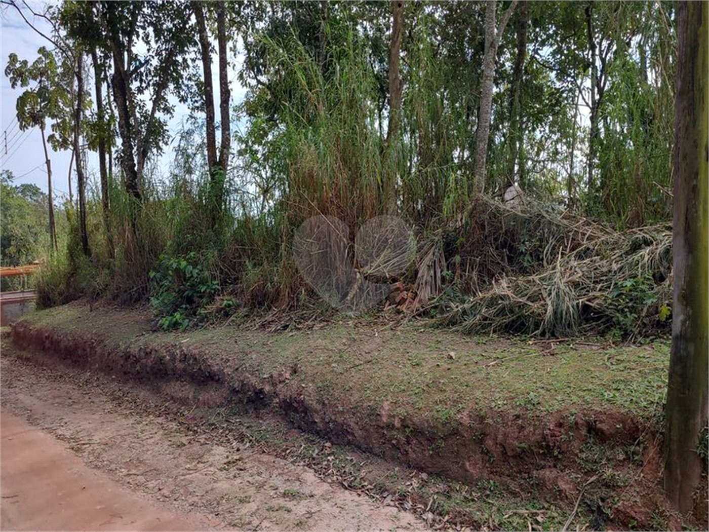 Terreno à venda no condomínio Alpes da Cantareira, Mairiporã - SP