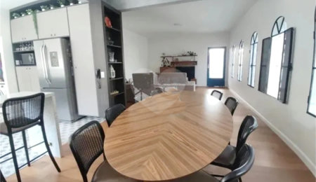 Casa à venda com 3 quartos, sendo 1 suíte,  em Parada Inglesa, São Paulo, SP
