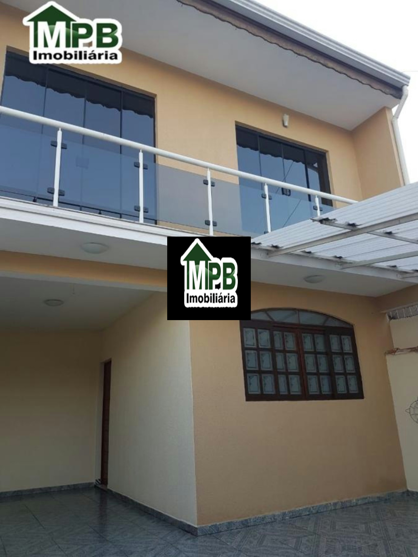 Sobrado à venda com 2 quartos, sendo 1 suíte, em Jardim Santa Luiza, Sorocaba, SP