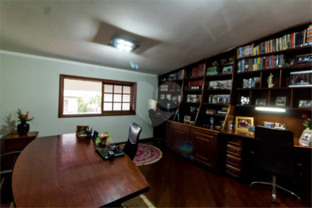 Casa à venda ou para alugar com 5 quartos, sendo 3 suítes, em Independência, São Bernardo do Campo, SP