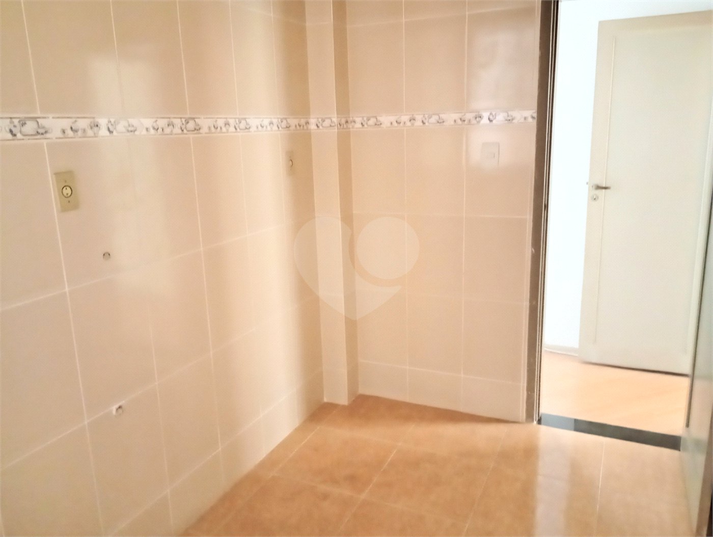 Apartamento à venda com 3 quartos, sendo 1 suíte, em Laranjeiras, Rio de Janeiro, RJ
