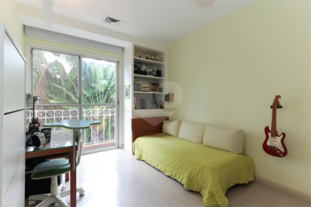 Casa à venda com 4 suítes no condomínio Residencial Courtyard Village, São Paulo - SP