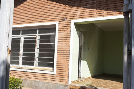 Casa Térrea à venda com 2 quartos no Centro, Vinhedo, SP