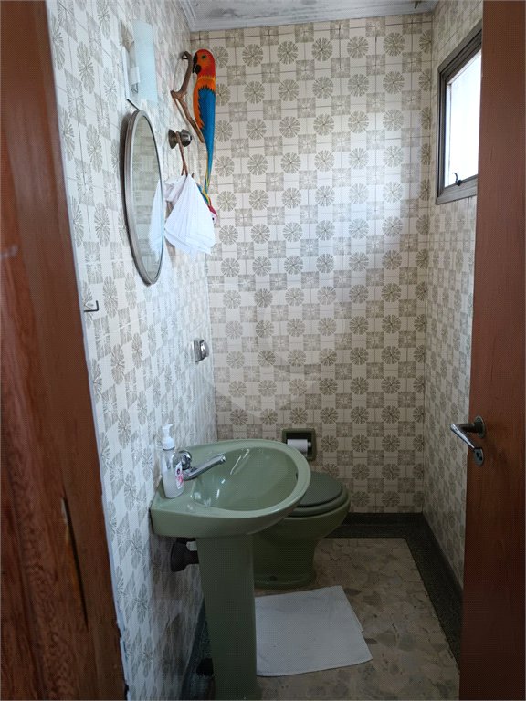 Apartamento à venda com 4 quartos, sendo 1 suíte, em Pinheiros, São Paulo, SP