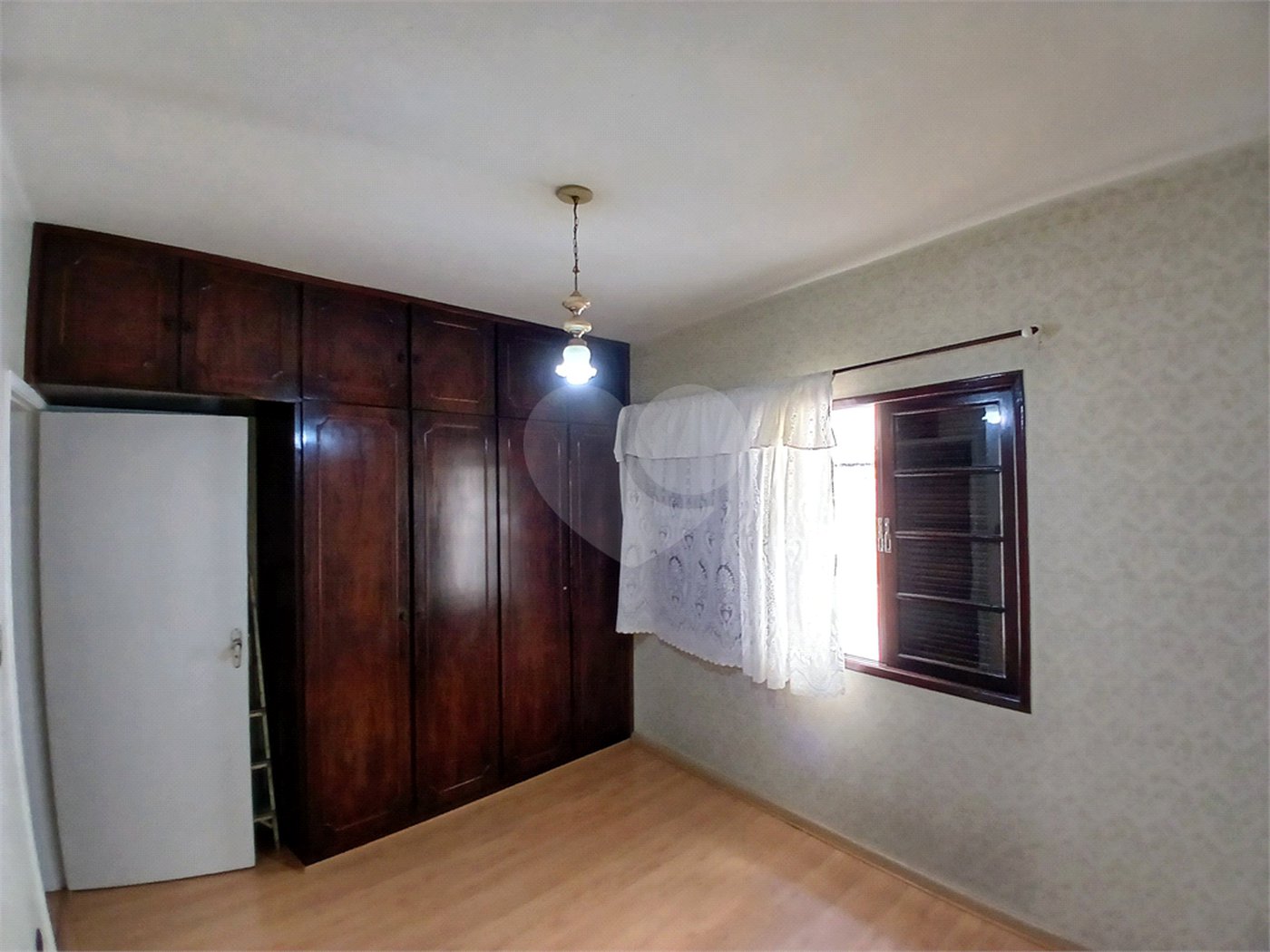 Casa à venda ou para alugar com 3 quartos, sendo 1 suíte, em Santana, São Paulo, SP