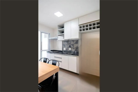 Apartamento à venda com 2 quartos, sendo 1 suíte,  em Jardim Monte Kemel, São Paulo, SP
