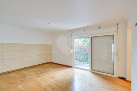 Casa à venda com 4 suítes no condomínio Solar Andaluz, São Paulo - SP
