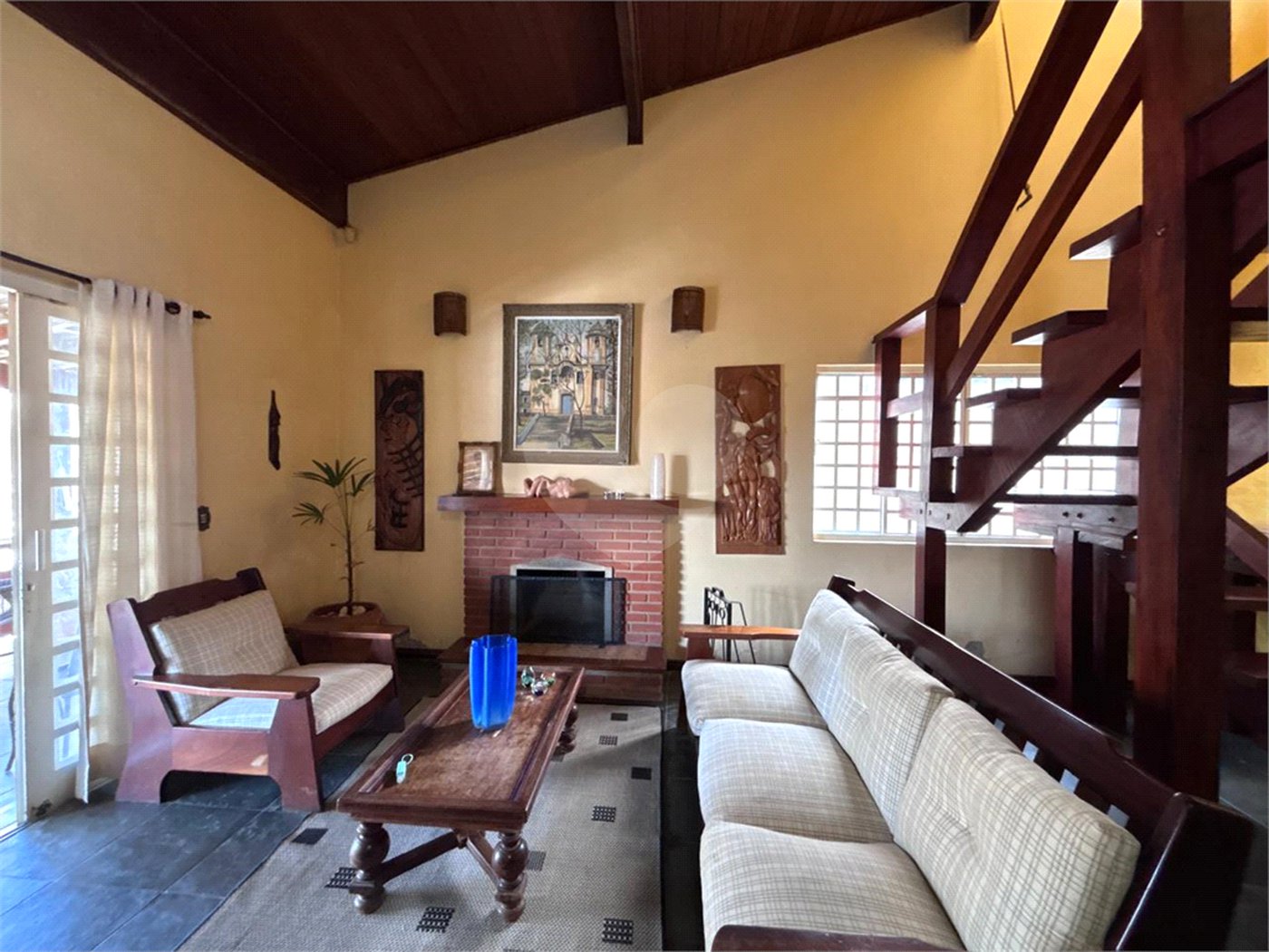 Casa à venda com 5 quartos, sendo 2 suítes,  em Jardim Maristela, Atibaia, SP