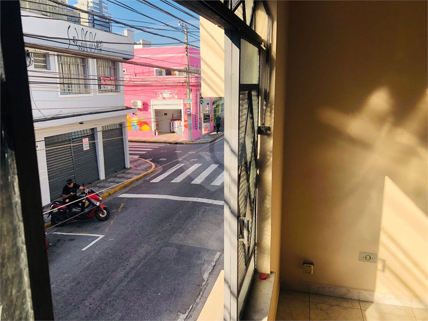 Casa à venda com 3 quartos, sendo 1 suíte,  no Centro, Mogi das Cruzes, SP