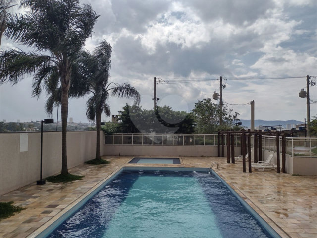 Apartamento à venda com 2 quartos, sendo 1 suíte,  em Ponte Grande, Guarulhos, SP
