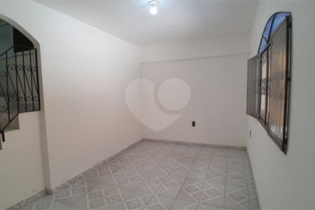 Casa à venda com 3 quartos, sendo 1 suíte, em Campo Grande, Rio de Janeiro, RJ