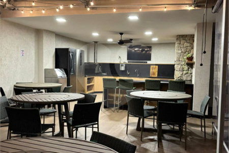 Apartamento à venda com 3 suítes em Campo Belo, São Paulo, SP