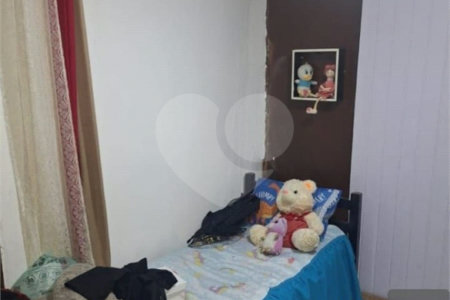 Casa à venda com 5 quartos, sendo 2 suítes, em Parque Maria Helena, Suzano, SP